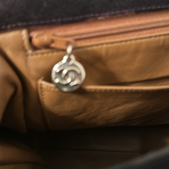 Chanel - Picture 5 of 15